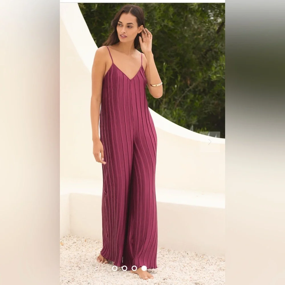 By Anthropologie Sleeveless Plissé Jumpsuit Wine Size XL - Picture 2 of 9
